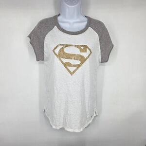 Under Armour Supergirl Shirt Womens Large HeatGear Raglan White Gray DC Comics L